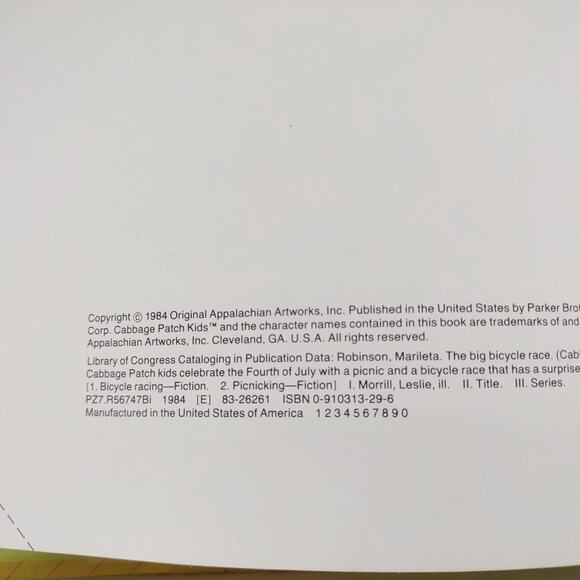 Set of 2 Vintage 1984 CABBAGE PATCH KIDS Hardcover Parker Brothers Story Books - Picture 5 of 6